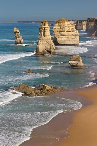 151 Port Campbell NP, twelve apostles.jpg